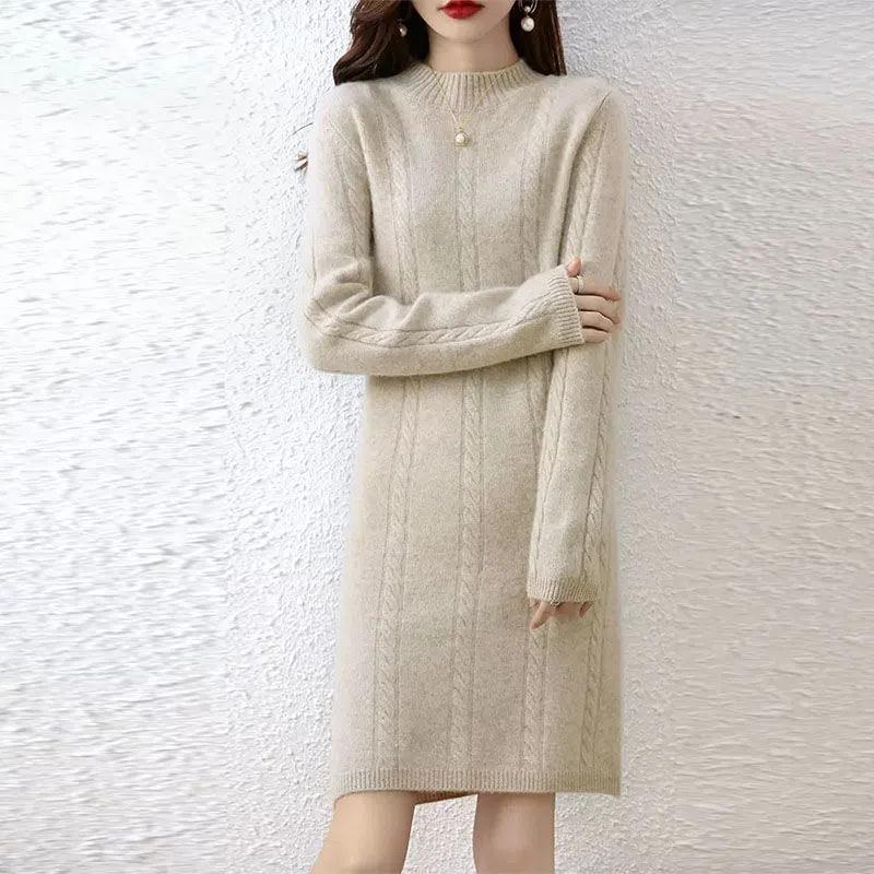 Damen Strickkleid mit elegantem Zopfdesign und hohem Kragen WW