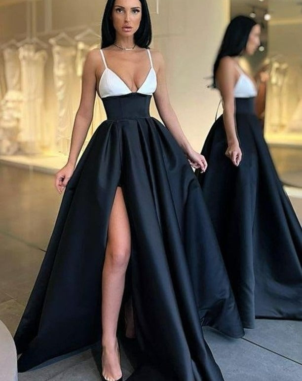 WW | Trägerloses Deep V Split Party Abendkleid