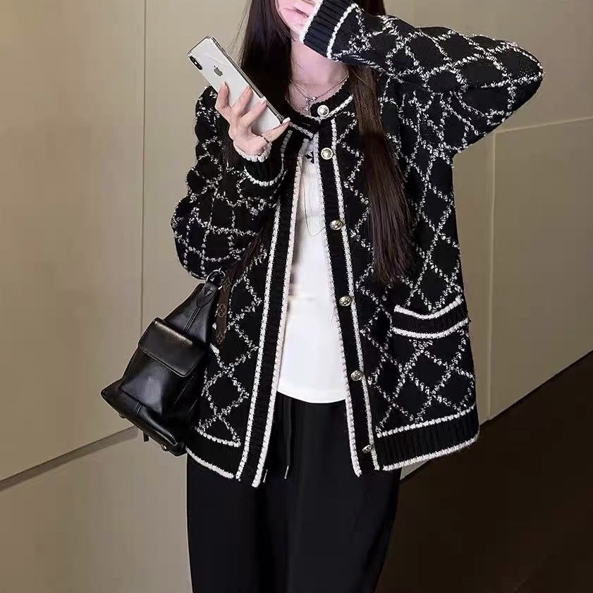 Damen Strickjacke mit dekorativem Muster und Taschen WW