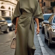 Damen Elegantes Maxikleid mit Puffärmeln und tailliertem Schnitt WW