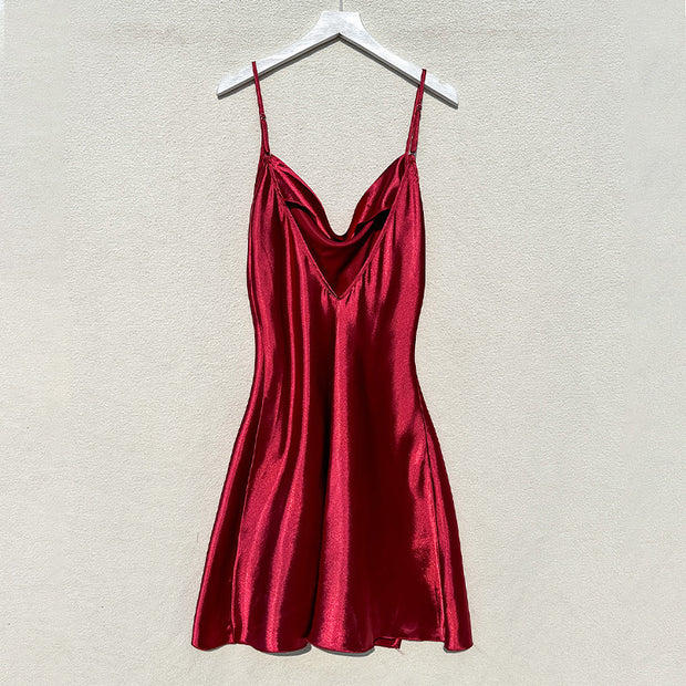 Damen Satin Kleid mit tiefem Ausschnitt WW