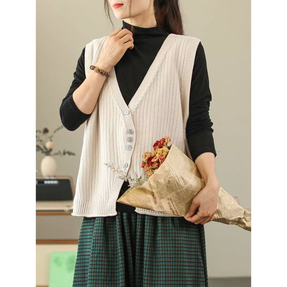 Damen Strickweste mit Knopfdetails und tiefem V-Ausschnitt WW