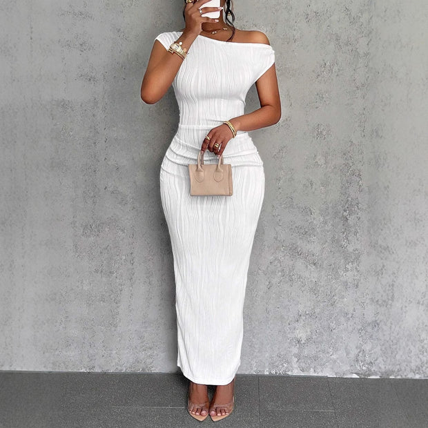 Damen Maxikleid mit asymmetrischem Schnitt und markanter Rippstruktur WW
