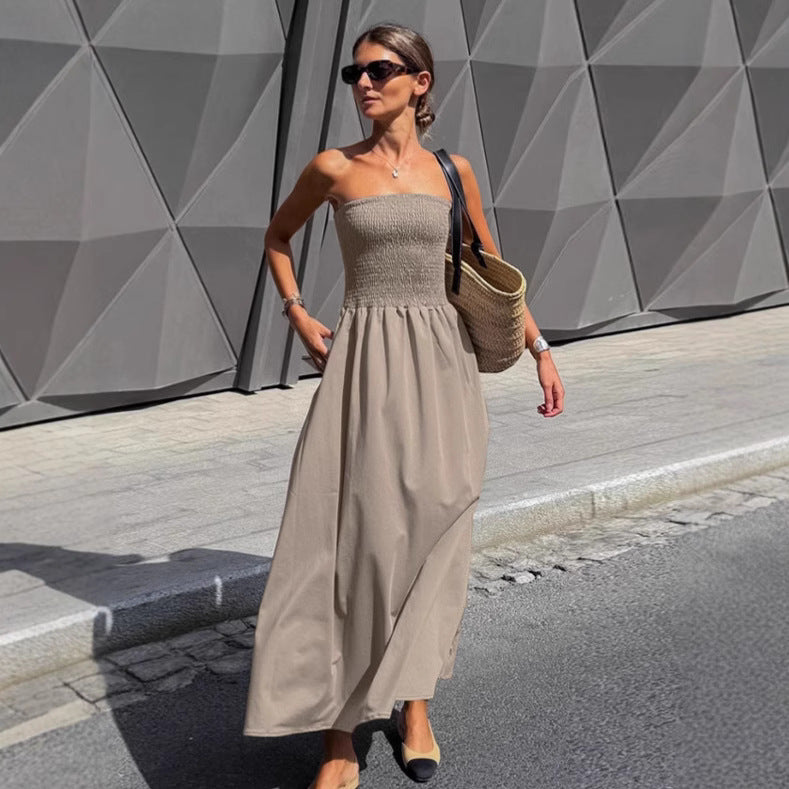 Damen Lange Boho-Strandkleid mit trägerlosem Design und raffiniertem Schnitt WW
