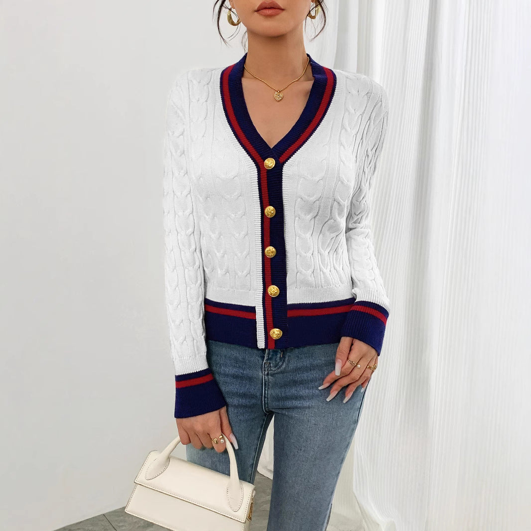 Damen Strickjacke mit klassischen Zopfmuster und kontrastierenden Akzenten WW