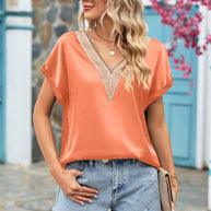 Damen Bluse mit tiefem V-Ausschnitt und Häkelakzenten WW