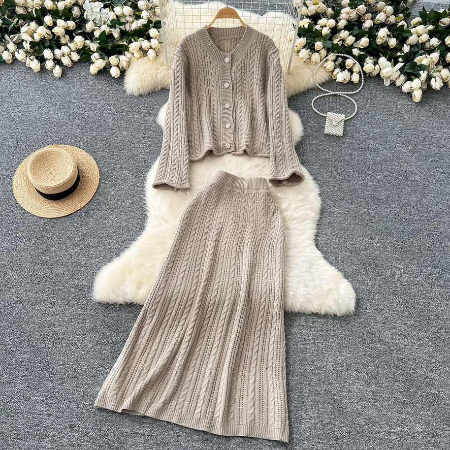 Damen Strickensemble mit Zopfstruktur WW