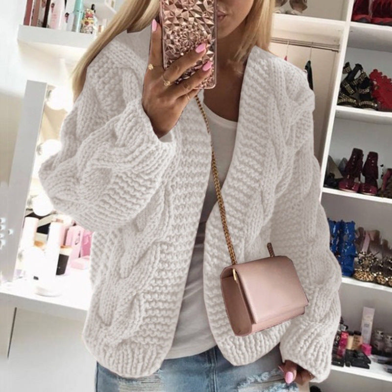 Damen Strickjacke mit grobem Zopfstrickmuster und weitem Schnitt WW