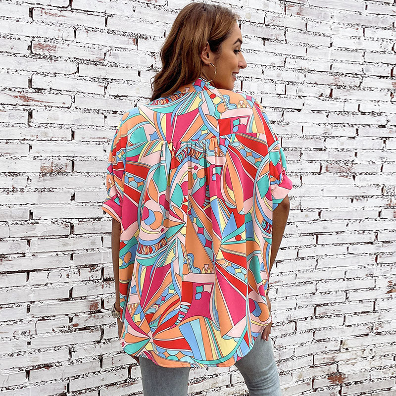 Damen farbenfrohe Bluse mit geometrischem Muster und modischer Knopfleiste WW