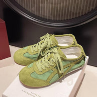 Damen Sneakers aus atmungsaktivem Wildleder mit modischen Schnürdetails WW