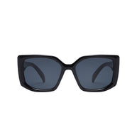 Damen Sonnenbrille im stilvollen Retro-Design WW