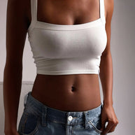 Damen figurbetontes Crop-Top mit breiten Trägern und Rippstruktur WW
