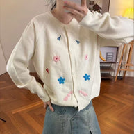 Damen Strickjacke mit floralen Stickereien WW