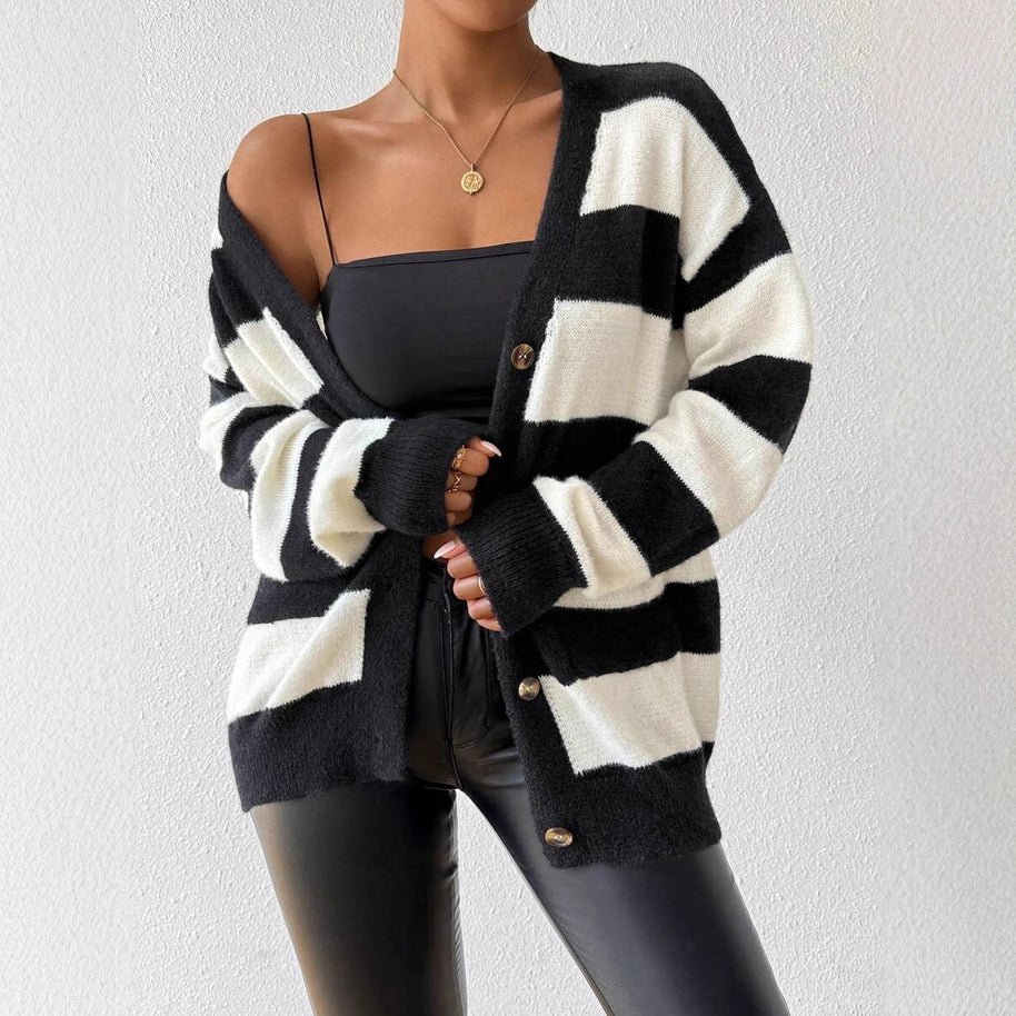 Damen Strickjacke mit trendigem Blockstreifenmuster und weichem Material WW