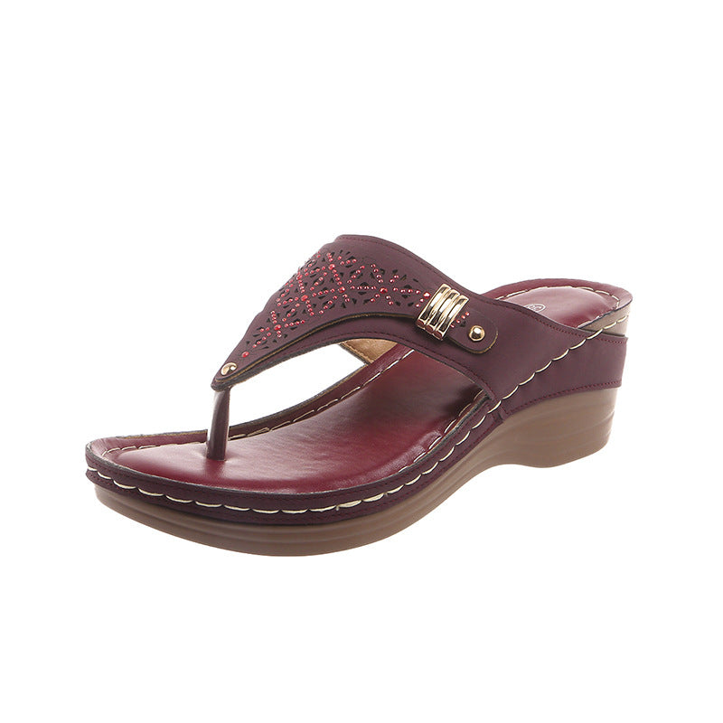 Damen Zehentrenner mit modischem Cut-Out-Design und bequemer Wedge-Sohle WW