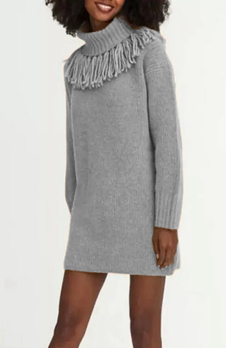 Damen Strickkleid mit Fransenkragen und gerippten Ärmeln WW