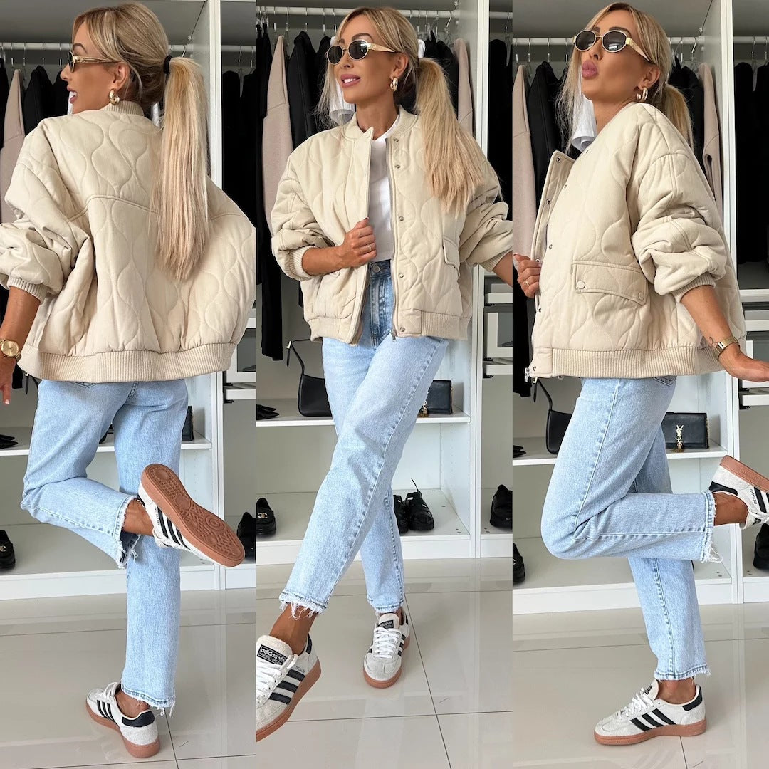 Damen Stepp-Bomberjacke mit seitlichen Taschen und elastischen Bündchen WW