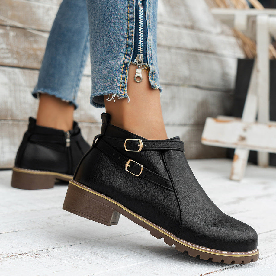 WW | Modische orthopädische Stützstiefel.