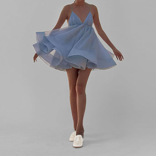 Damen Sommerkleid mit tiefem V-Ausschnitt und verspieltem Saum W&W Mode