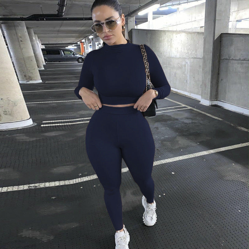 Damen Sportliches Set mit langem Oberteil und eng anliegender Hose WW