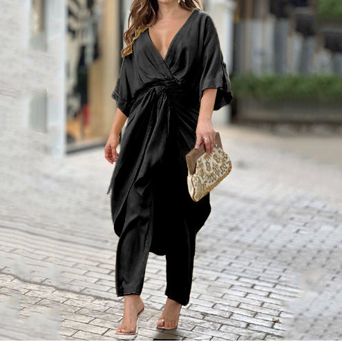 Damen Wickel-Jumpsuit mit elegantem Schnitt und lässigem Flair W&W Mode
