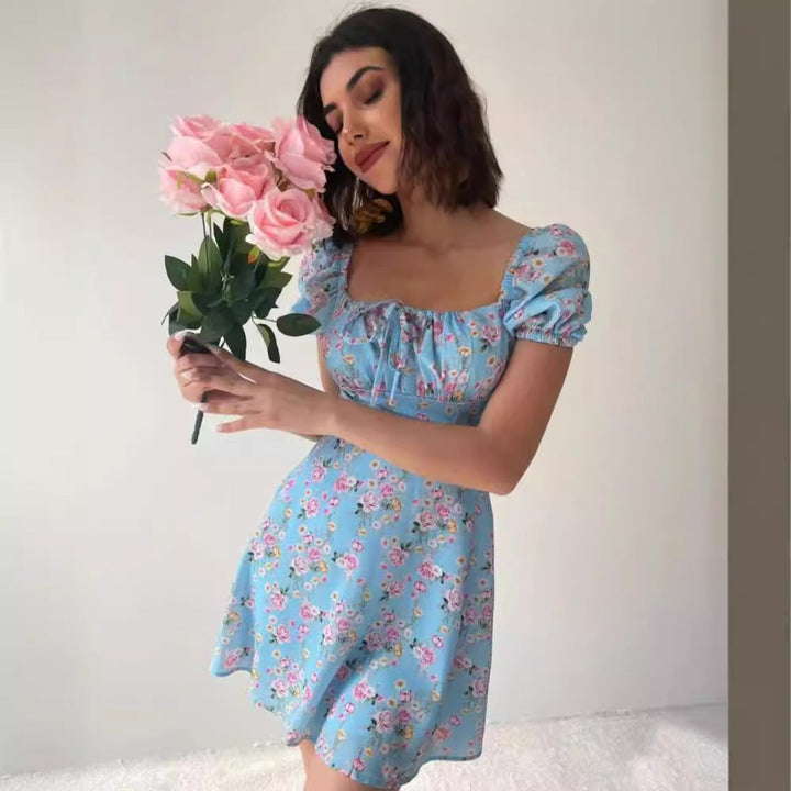 Damen Blütenmuster Mini-Kleid mit Puffärmeln W&W Mode