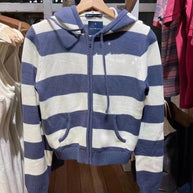 WW | Strickjacke mit Kapuze und Reißverschluss