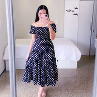 Damen Midi-Kleid mit schulterfreiem Design und verspieltem Schmetterlingsmuster WW