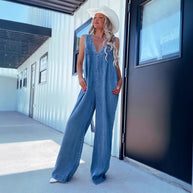 Damen Jumpsuit mit tiefem V-Ausschnitt und praktischen Taschen WW