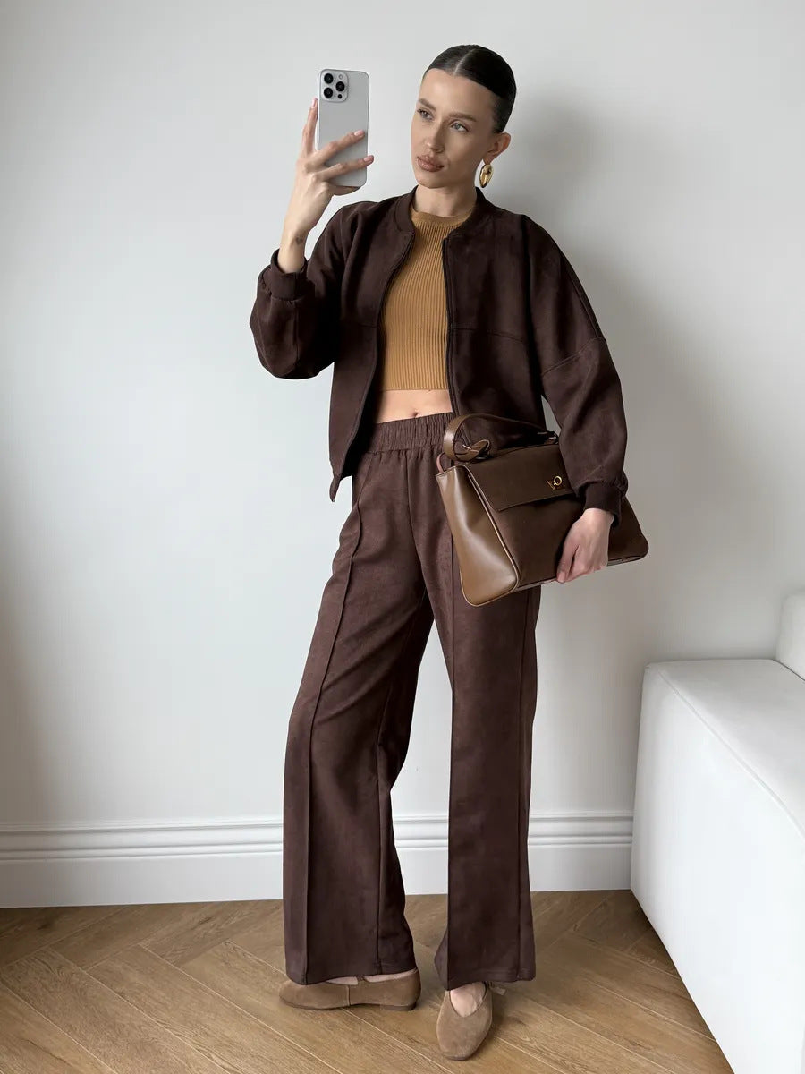 Damen Sportliche Freizeitjacke und weite Hose WW