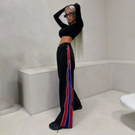 Damen Sportliches Crop-Top mit langen Ärmeln und farbigen Seitenstreifen WW