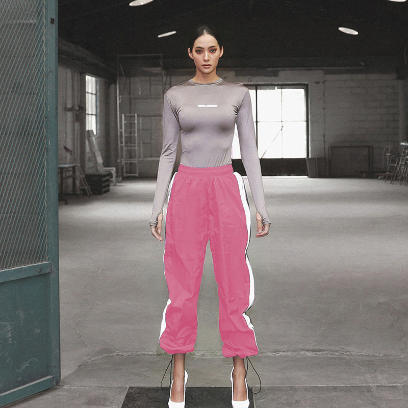 Damen Sportliches Ensemble mit langärmligem Oberteil und lässigen Jogginghosen WW