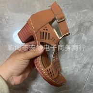 Damen Sandalen mit modischem Schnitt und bequemem Blockabsatz WW