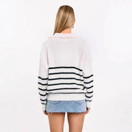 Damen sportlicher Strickpullover mit halbem Reißverschluss und Streifenmuster WW