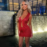 Damen Strick-Kleidungsset mit innovativem Schnitt und Knopfdetails WW