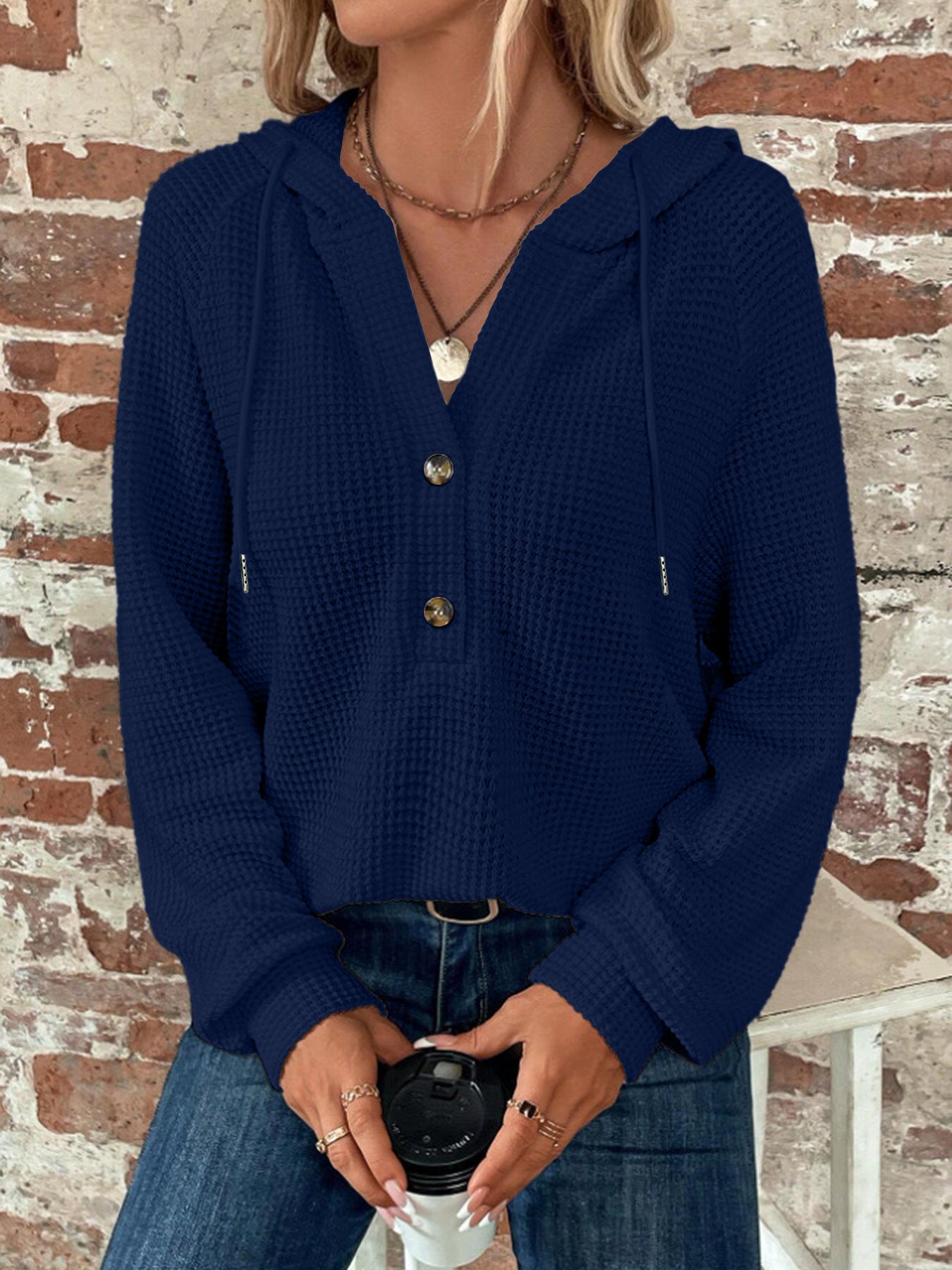 Damen cropped Kapuzenpullover mit strukturiertem Stoff und dekorativen Knöpfen WW