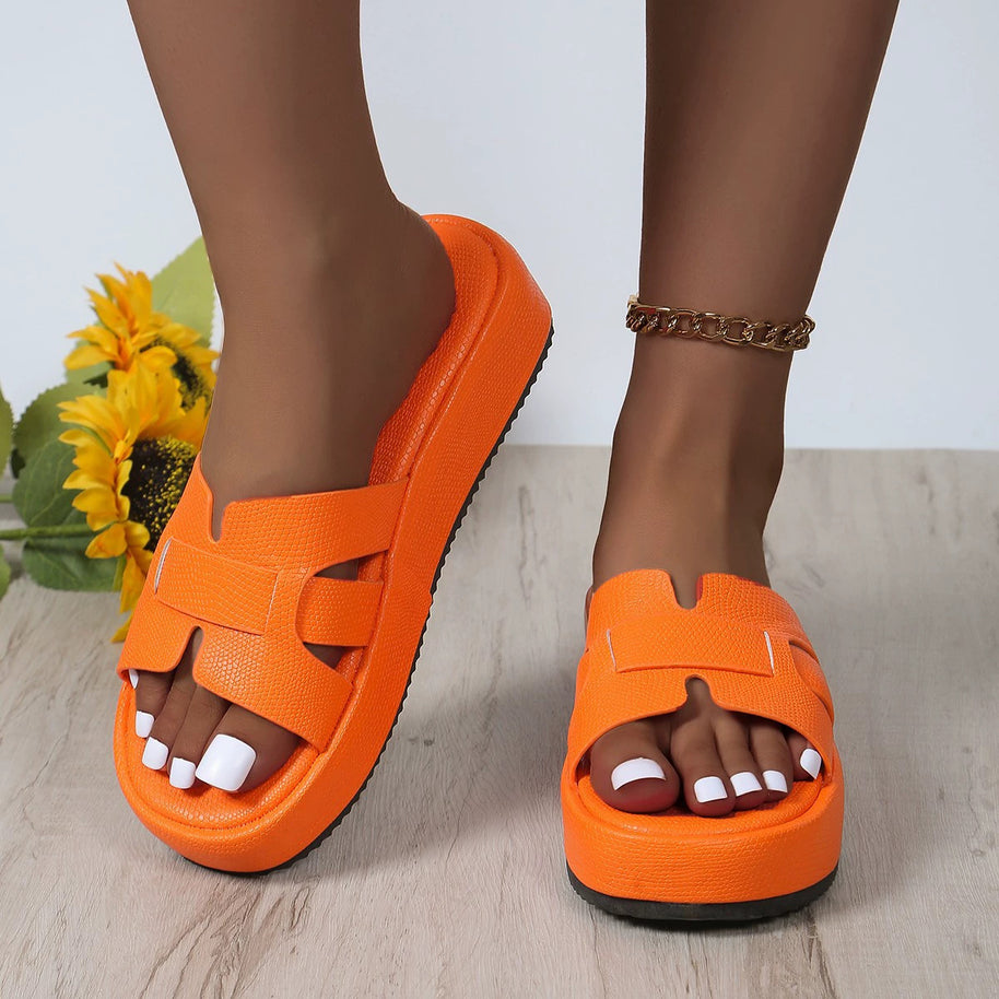 Damen Bequeme und modische Flip-Flops mit Plattform WW