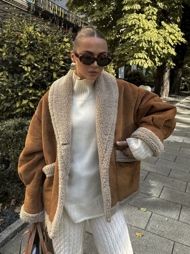 Damen Steppjacke mit weichem Innenfutter und praktischen Taschen WW