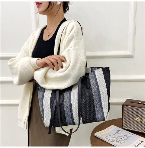 Damen Shopper-Tasche mit modernen Streifen und vielseitigem Innenraum WW