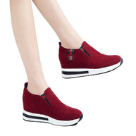 Damen Wedge-Sneaker mit modernem Slip-On-Design und bequemer Sohle W&W
