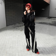 Damen sportliches Loungewear-Set mit Streifen WW