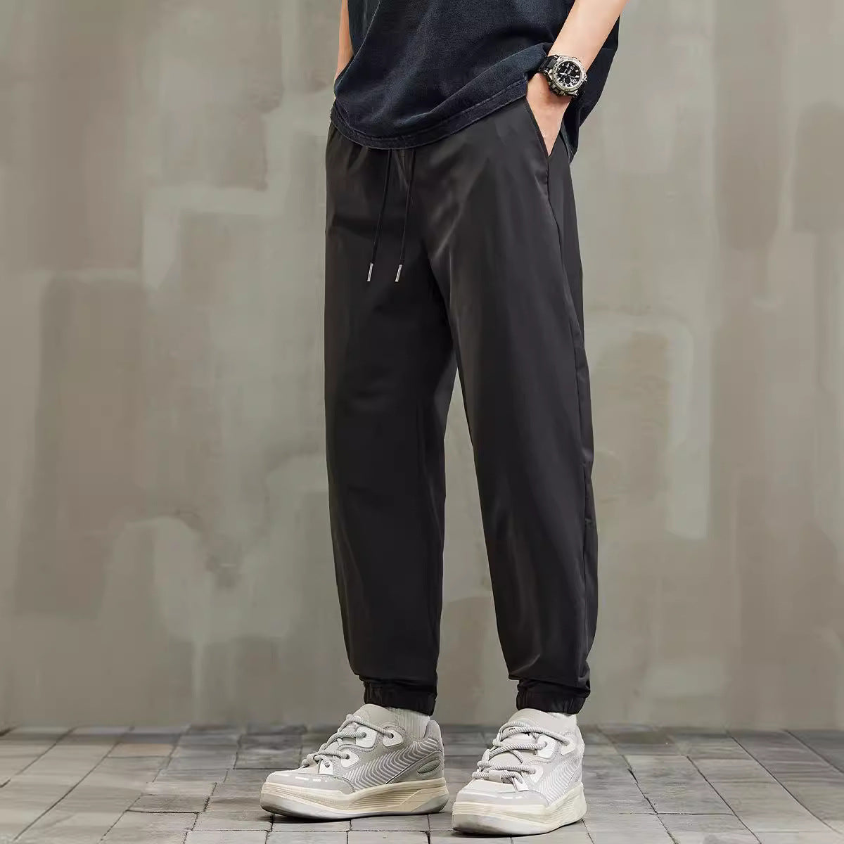 Herren leichte Sporthose mit elastischem Bund und atmungsaktivem Stoff WW