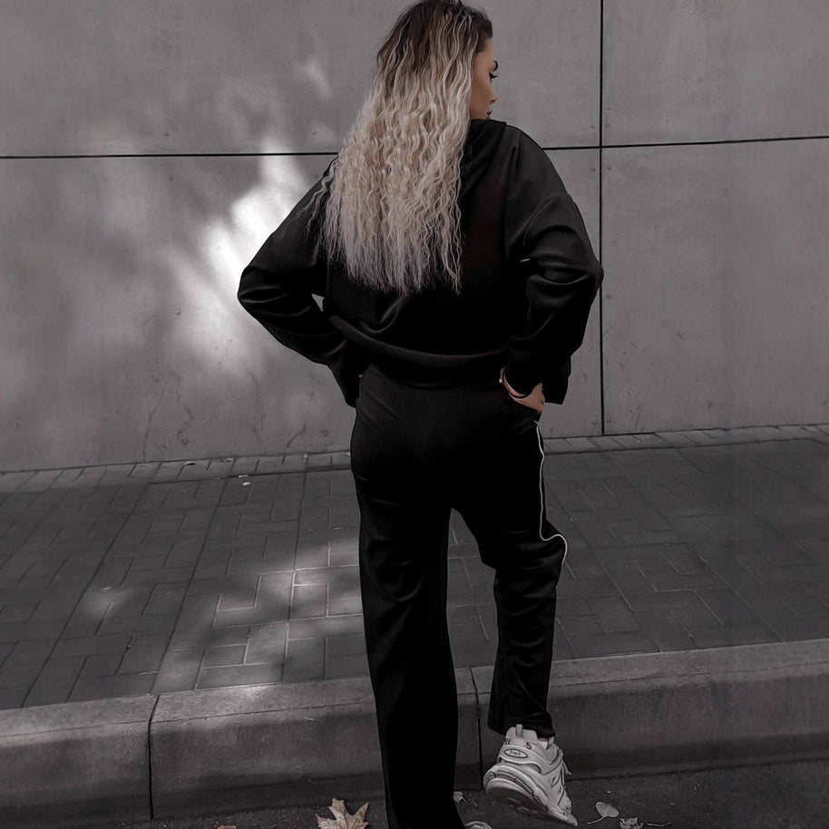 Damen Sportliches Fleece-Set mit Reißverschluss und Kapuze WW