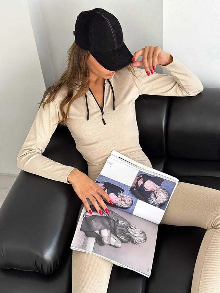 Damen sportlicher Langarm-Body mit Reißverschluss WW