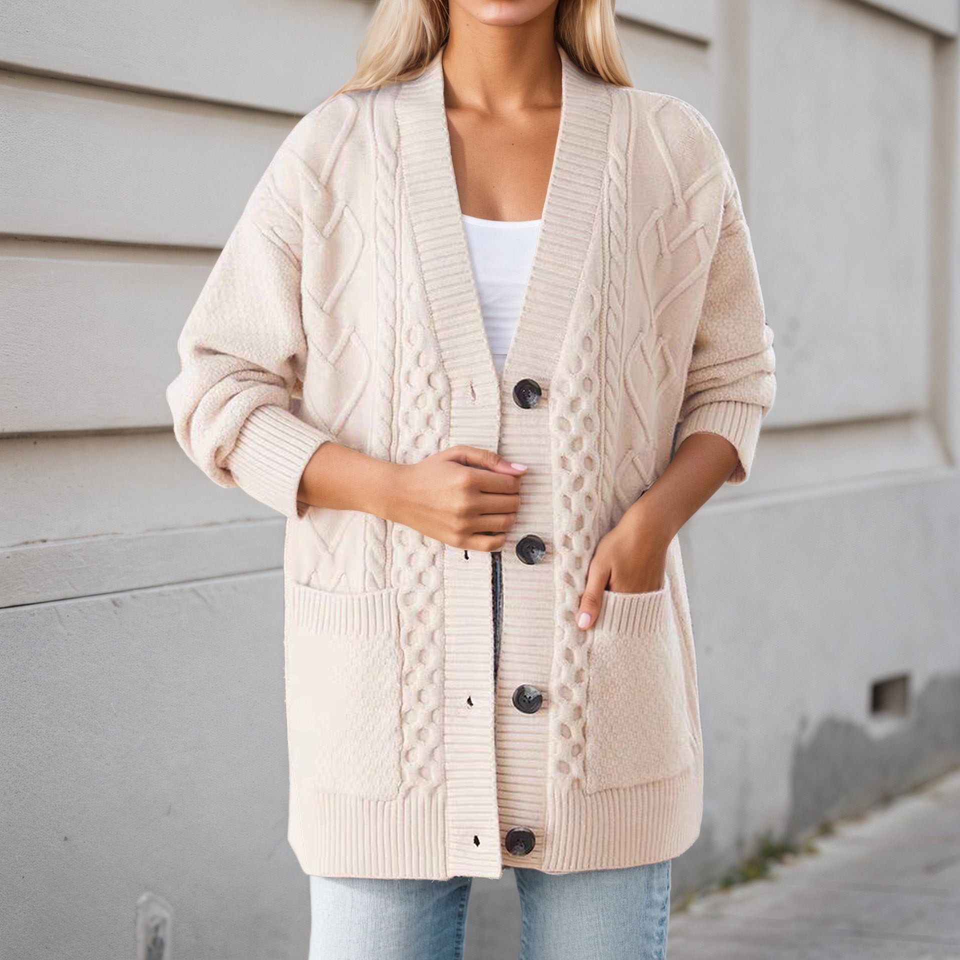 Damen Strickjacke mit Struktur und praktischen Taschen WW