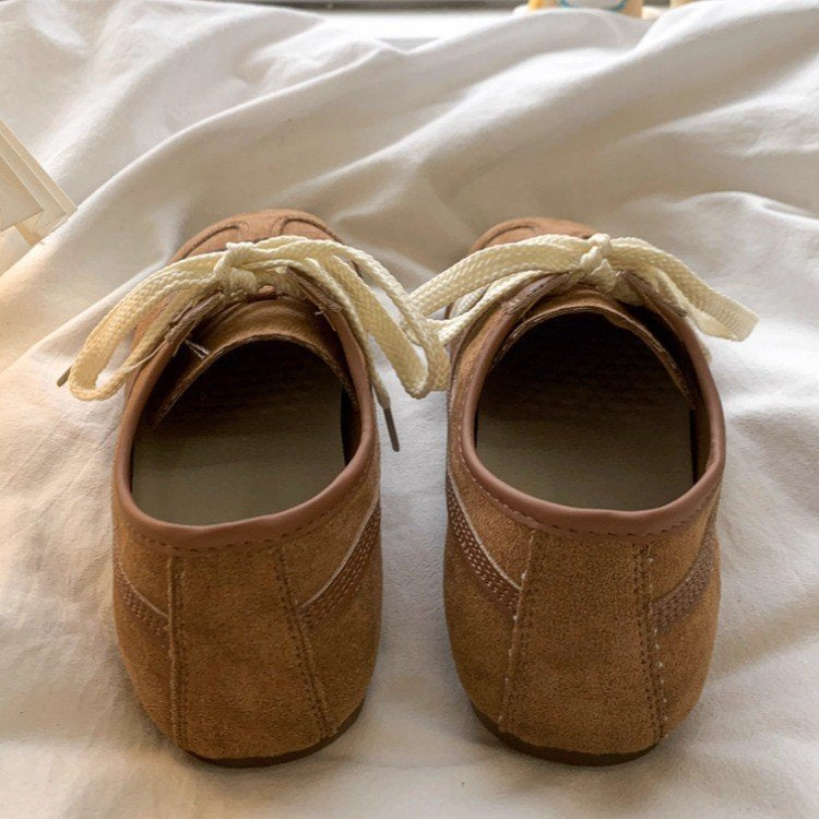 Damen Sportliche Sneakers aus Veloursleder mit atmungsaktiven Einsätzen und besonders weicher Sohle WW