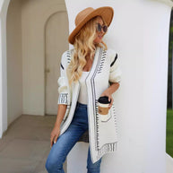 Damen Strickjacke mit einzigartigem Muster und lässigem Schnitt WW