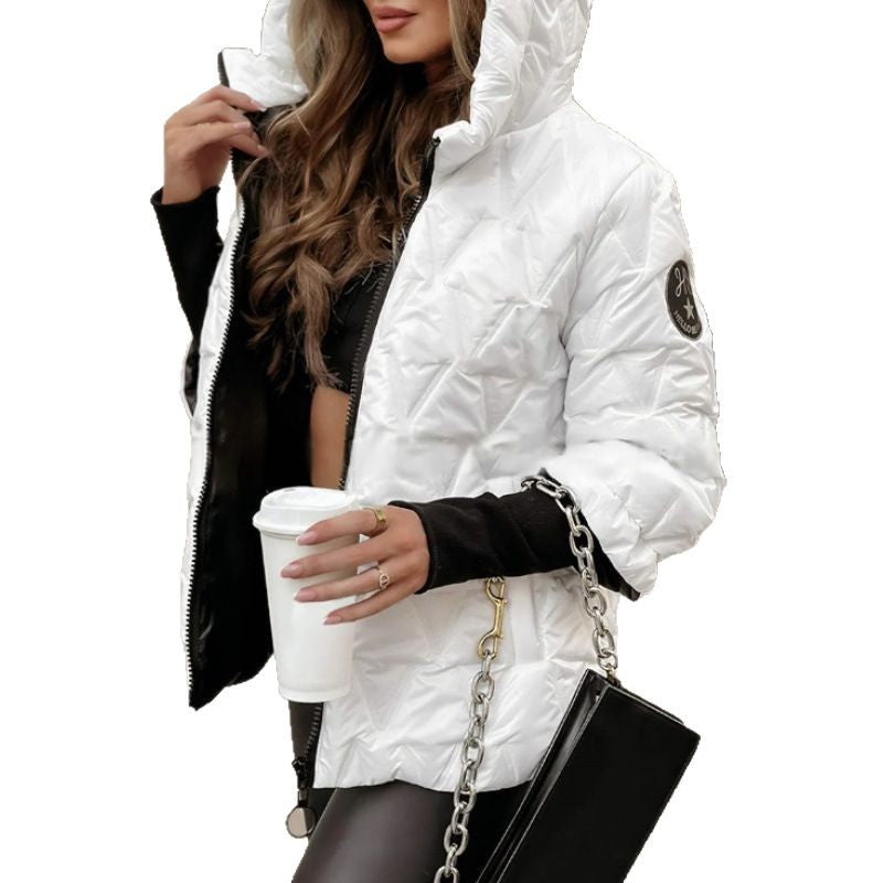 Damen Steppjacke mit hohem Kragen und beschichtetem Obermaterial WW