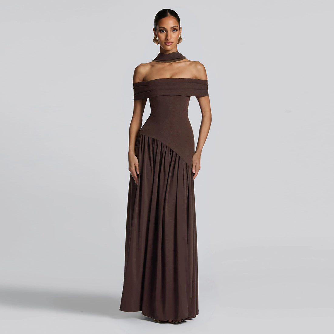 Damen Abendkleid mit schickem Schulterfreies Design und hohem Schlitz WW