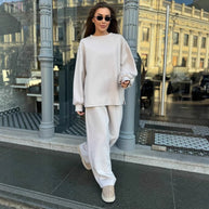 Damen bequemer Fleece Freizeitanzug mit lässigem Schnitt und elastischem Bund WW